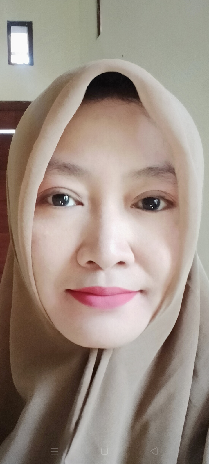 Dewi 085878887534 - Janda Akhwat Muslimah Surabaya 46 tahun Mencari Kekasih/Calon suami Perjaka atau Duda - SatukanCinta