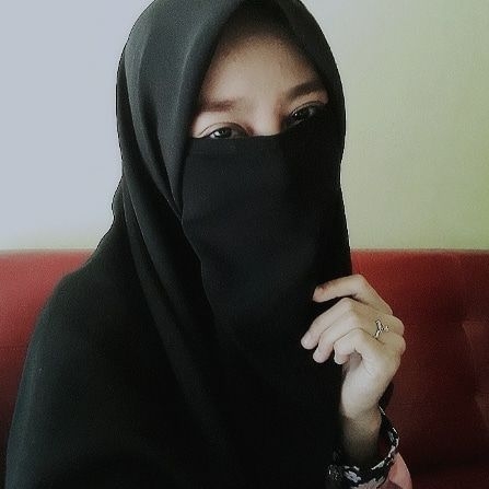 Umma Zidan - Janda Akhwat Muslimah Bekasi 26 tahun Mencari Kekasih/Calon suami Perjaka atau Duda - SatukanCinta
